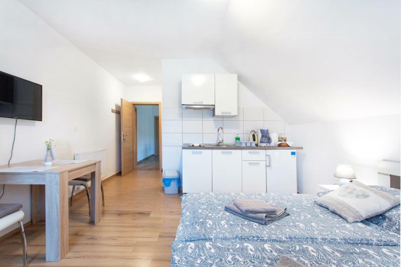 Apartments Roberta Bled Bagian luar foto