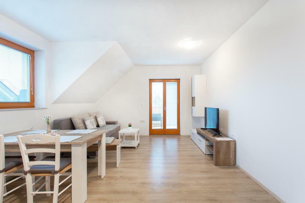 Apartments Roberta Bled Bagian luar foto