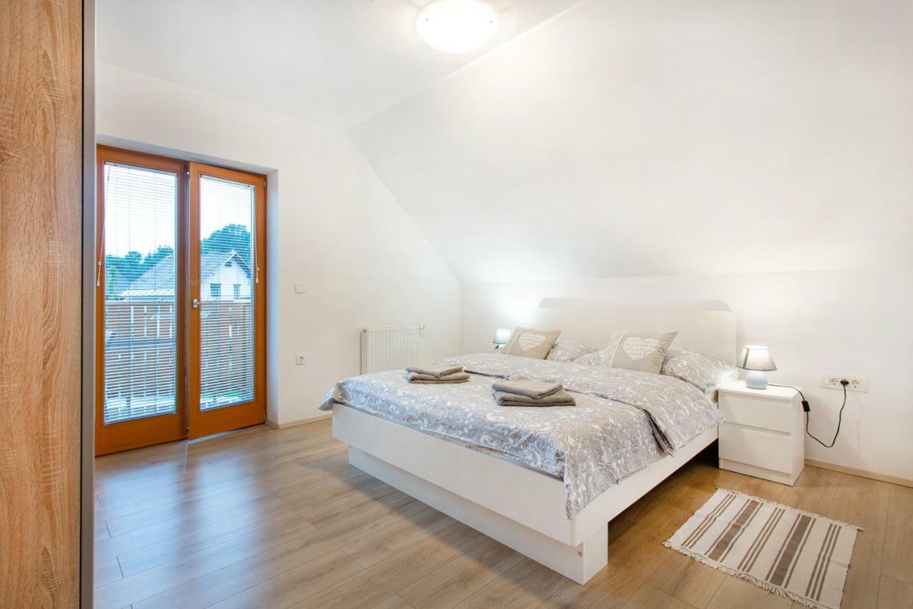 Apartments Roberta Bled Bagian luar foto